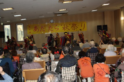 あだたら秋祭りの様子