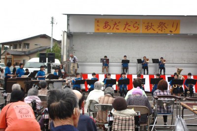 あだたら秋祭り2017の様子_安達中学校吹奏楽部